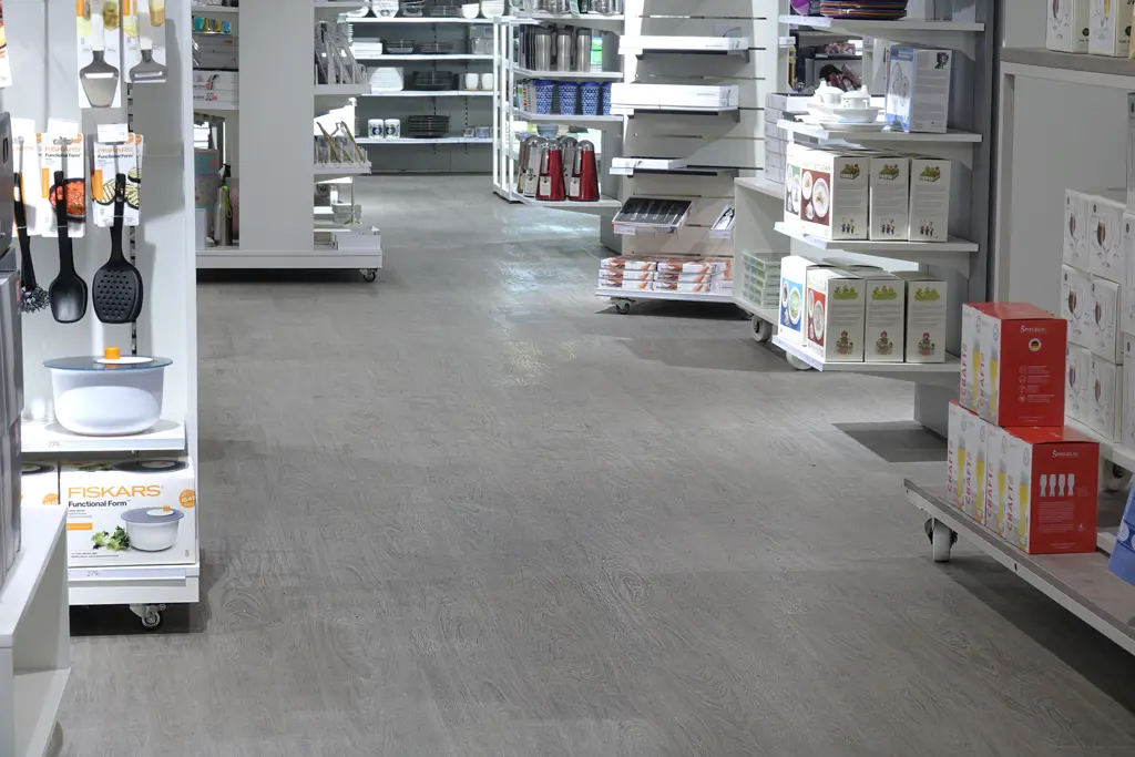 VinylPublic - Devon Oak - hållbart och slitstarkt LVT golv