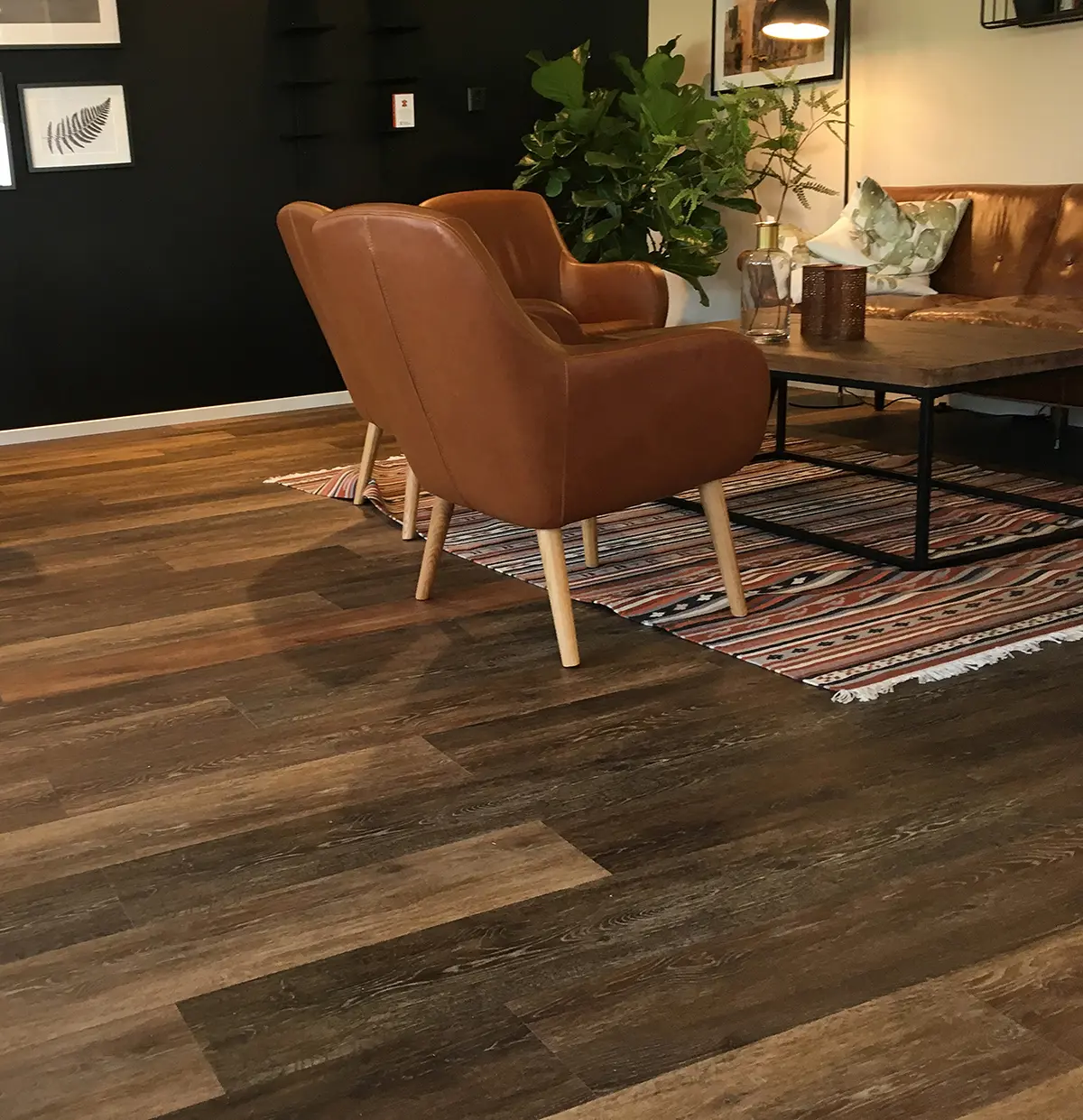 Vinyllocking Rustic Octon Home